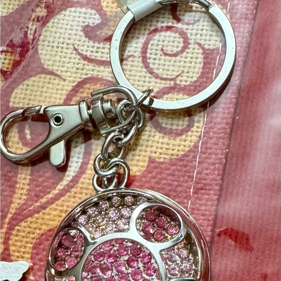 Keychain - Picture 3 of 3
